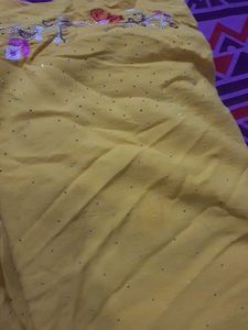 Elegant Yellow Dupatta – Good Condition