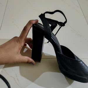 High Heels Black