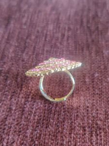 Cocktail Ring Golden And Pink Color