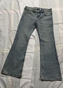 Light Wash Flared Jeans