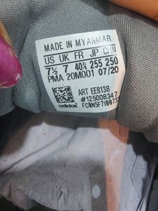 Adidas Men's Casual Shoes. New With Tag.