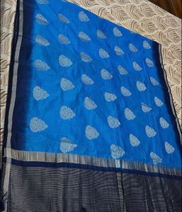 New Vibrant Blue 🦋Silk Saree with Silver Motifs