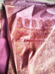 🌷Elegant Lavender Silk Saree With Blouse🌷