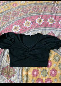 Black Puff Sleeve Crop Top