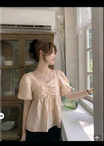 Stylish Puff Sleeve Top