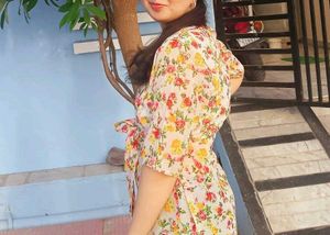 xstrasmall top