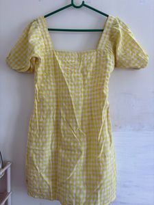 Cute Yellow Gingham Puff Sleeve Dress