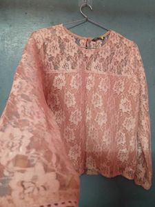 Elegant Lace Top - Perfect for Any Occasion