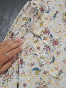 Floral Print Tie-Neck Blouse