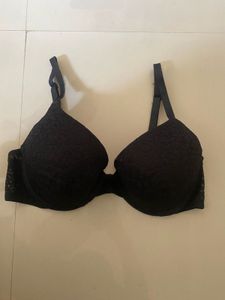 Lace Detail Push-Up Bra Set