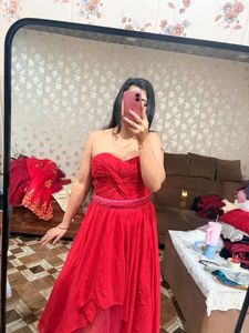 Stunning Red Strapless trail Gown🎀❤️🦋