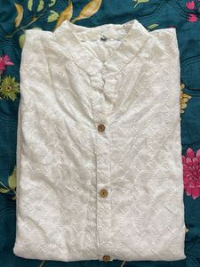 Elegant White Chikankari Kurta