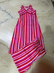 Chic Striped Sleeveless kurta with pants