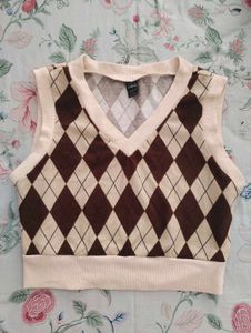 Trendy Argyle Knit Sweater Vest 🤎