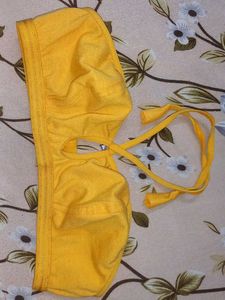 Vibrant Yellow Bikini top 👙 💛