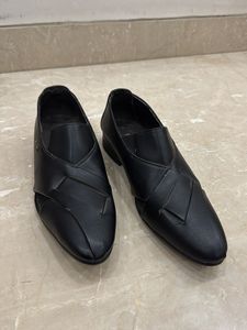 Black Indian Wear jutti