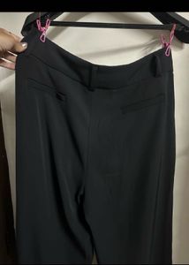 Chic Black Wide-Leg Pants