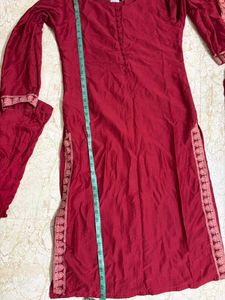 Elegant Maroon Kurta Set with Dupatta...