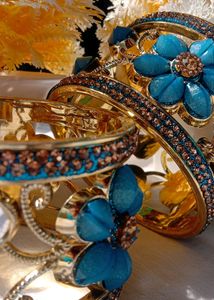 A beautiful pair of blue bangle set!