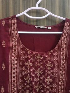 Maroon Ethnic Kurta with Gold Print