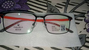 Brand New Lenskart Frame Worth Rs 2000