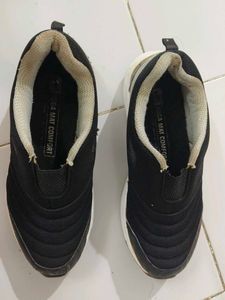 Sports Shoes