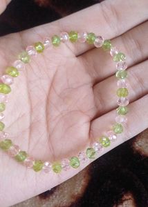 Delicate stretchable Beaded Bracelet