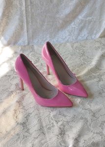 Glossy Pink Heels🎀