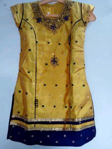 Free  Hairband Beautiful Punjabi Indian Dress