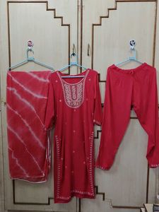 Beautiful kurti , plazo and dupatta suit