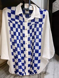Chic Blue &amp; White Checkered Blouse