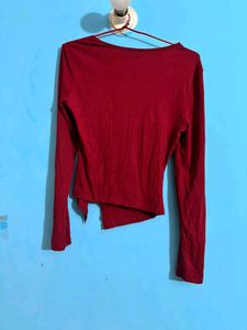 Chic Red Fitted Top