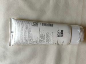 Detoxie Anti-Pollution &amp; De-Tan Face Wash