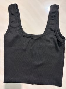 B&amp;W Ribbed Scoop Neck Crop Top