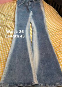 💙 flared or bell bottom jeans