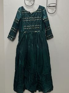 Festive Green Embellished Kurta Set