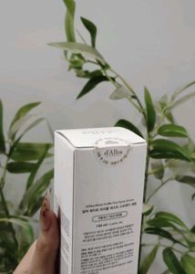 d'Alba First Spray Serum