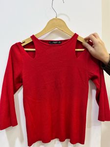 Chic Red Cold Shoulder Top