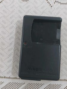 Original MH-63 Battery Charger