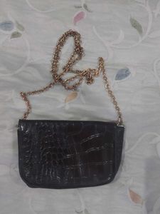 Chic Croc Embossed Crossbody Sling Chain Bag