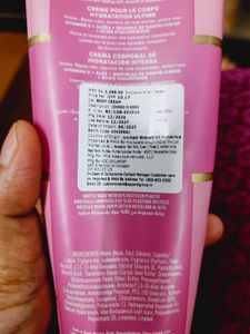 Bath &amp; Body Works Covered In RosesCrea..