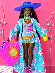 Barbie Extra Fly Beach Doll
