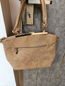 Hand 👜