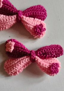 Crocheted Bow Hair Clips