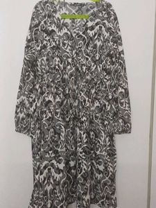 Stylish Printed V-Neck Dress