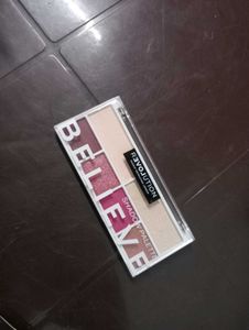 Revolution "Believe" Eyeshadow Palette