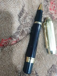 Elegant Gold &amp; Black rollerball Pen