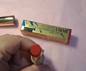 Lakme Hyaluronic Matte Lipstick- Reliable Red