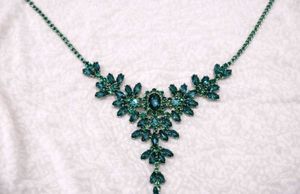 Stunning Emerald Green Crystal Necklace