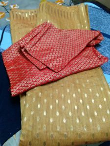 Beautiful Zari Jacquard Saree with Stitched Blouse